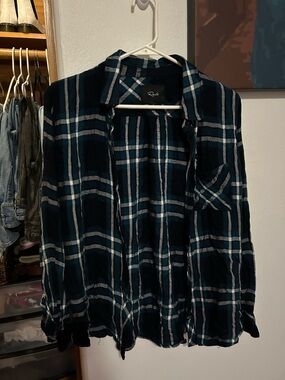 Rails women’s Blue and White Plaid Lightweight flannel